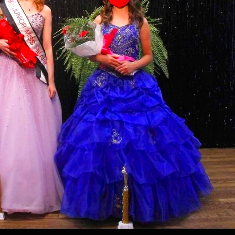 Size 12 girls pageant dress